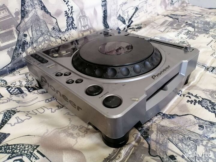 Pioneer CDJ-800