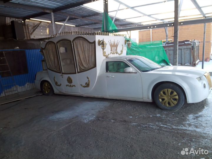 Лимузин Chrysler 300C 2005.г. целый или запчасти