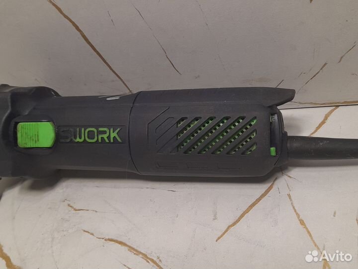 Ушм болгарка Swork 9135A не рабочая