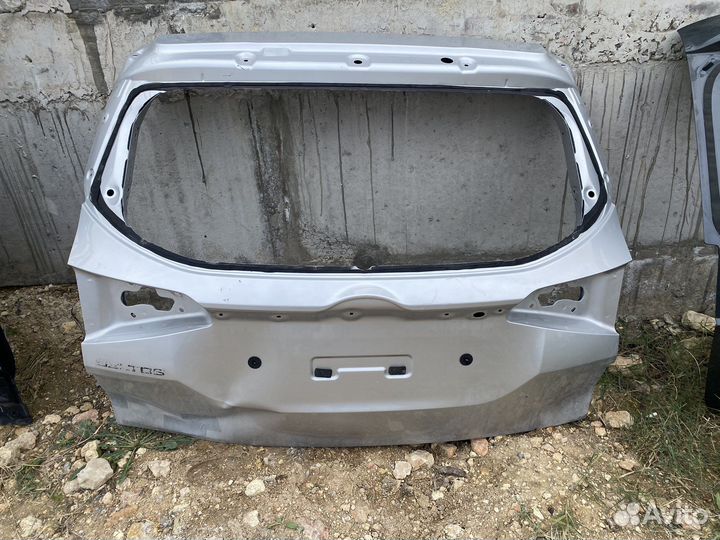 Дверь багажника Kia Seltos