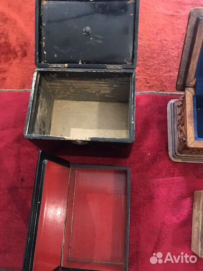 Шкатулки резные