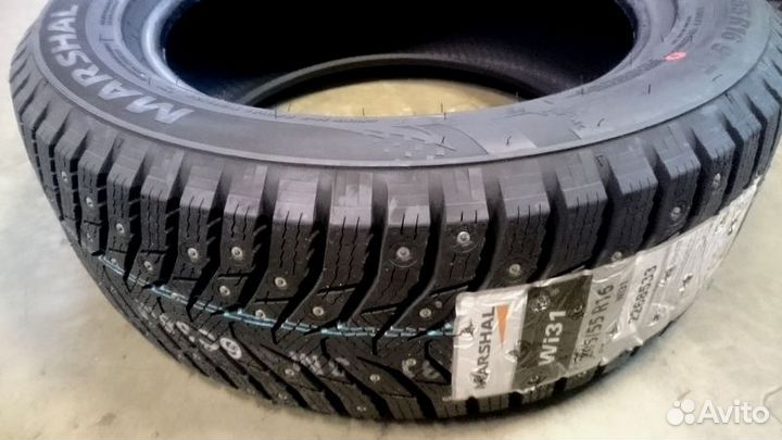 Marshal WinterCraft Ice WI31 215/55 R17 98T