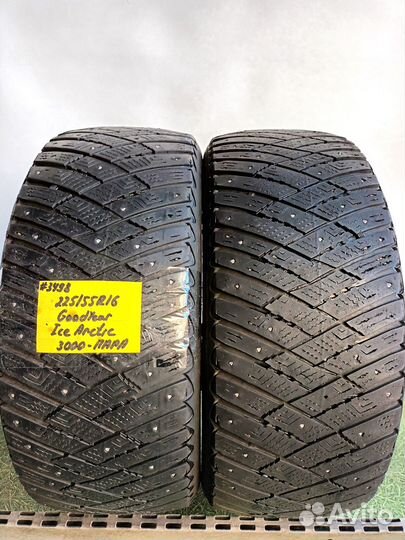 Goodyear Ultragrip Ice Arctic 225/55 R16