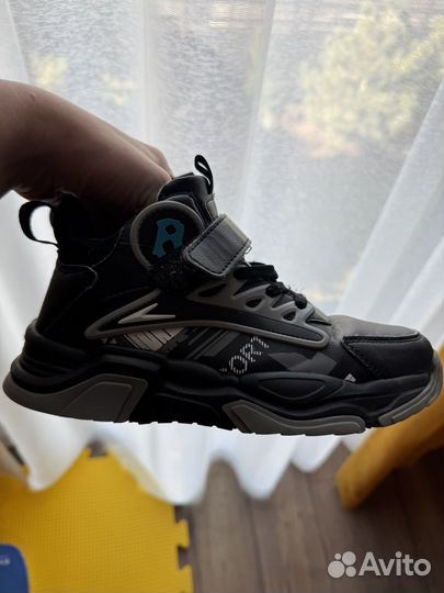 Кроссовки на мальчика 35 размер