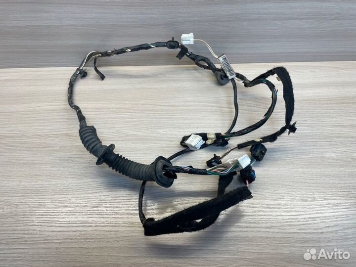 Проводка двери передняя правая LADA X-Ray