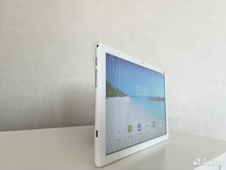 Новый планшет, 4/32гб, 4G, экран 10.1