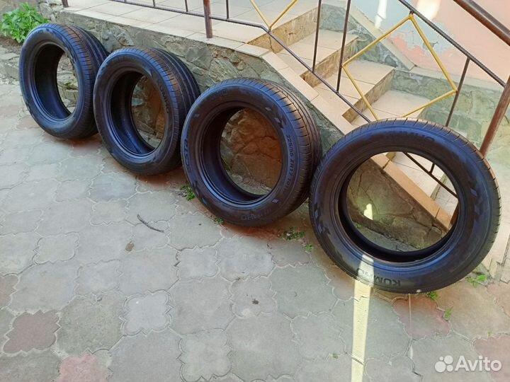 Kumho Ecsta HS52 225/55 R17 101W