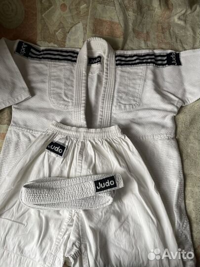 Кимоно для дзюдо и тхеквандо