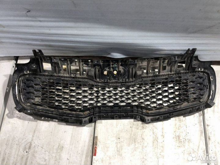 Решетка радиатора Kia Sportage 4