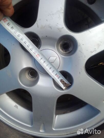 R15 DoubleStar DH05 185/65, PCD 4x110 DIA 56.5