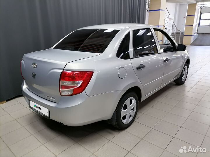 LADA Granta 1.6 МТ, 2014, 105 565 км