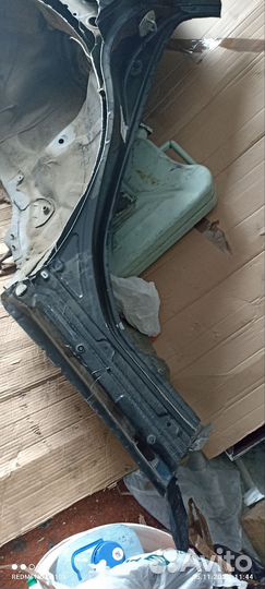 Крыло заднее правое Lexus RX 300-330-350