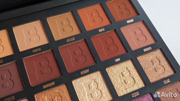 В наличии Beauty Bay Rich 42 Colour Palette