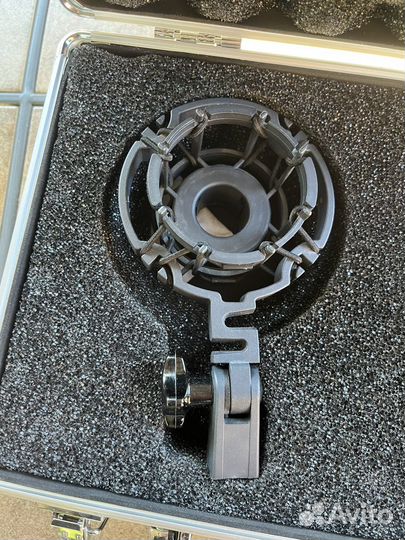 Микрофон студийный Akg c 3000