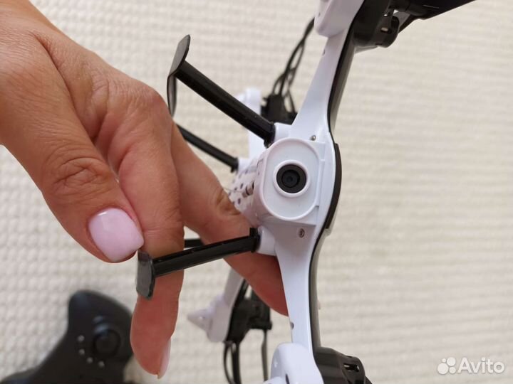 Квадрокоптер с камерой