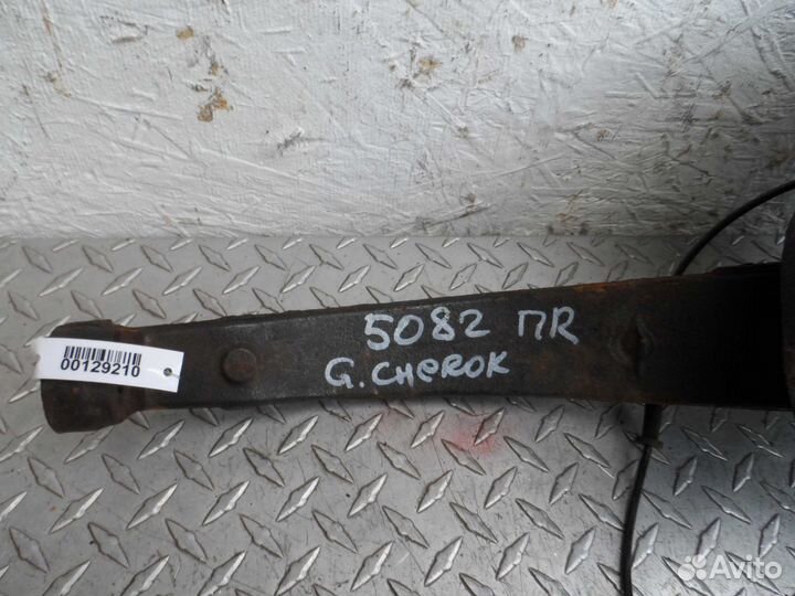 Кулак поворотный правый Jeep Grand Cherokee 4 (WK2