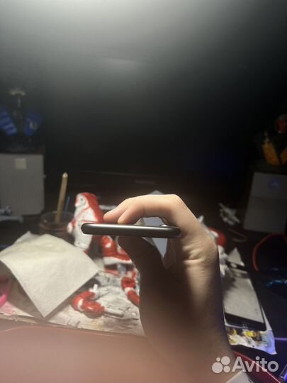 iPhone SE (2020), 128 ГБ