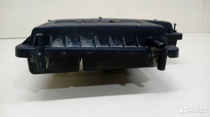 Корпус воздушного фильтра Volkswagen Polo MK5 2011