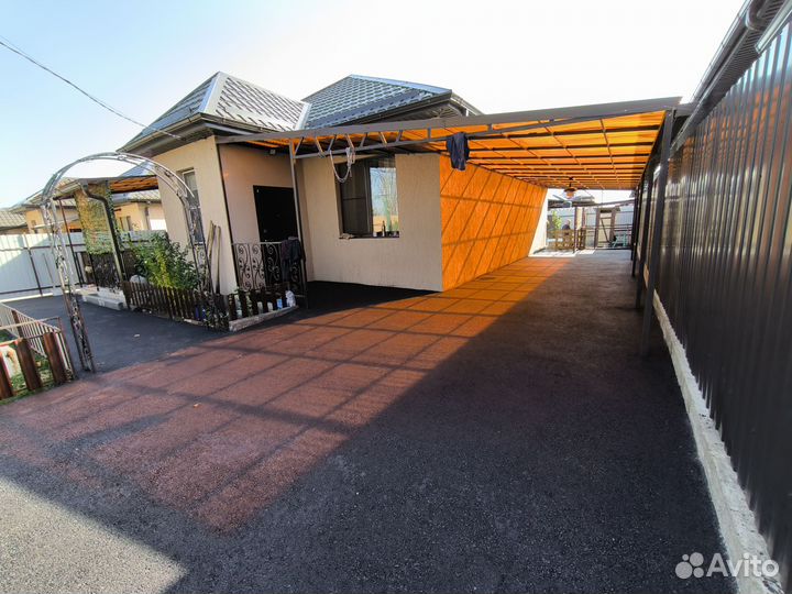 Асфальтирование и укладка брусчатки