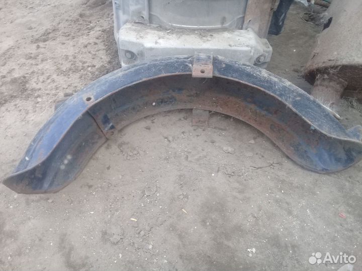 Крыло от мотоцикла