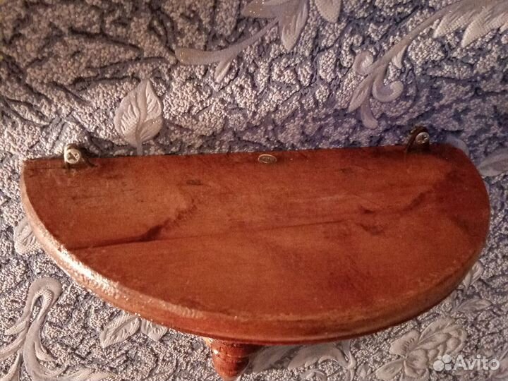 Полочка настенная деревянная