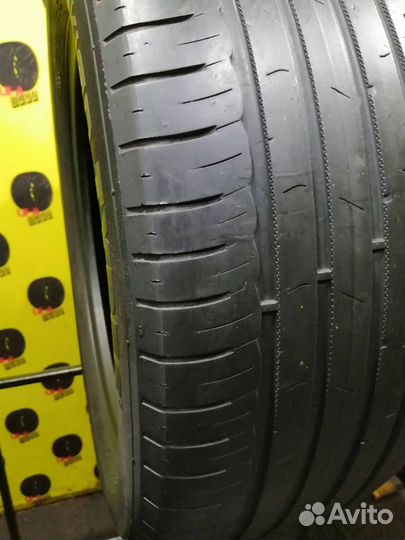 Nokian Tyres Hakka Blue 3 235/50 R17