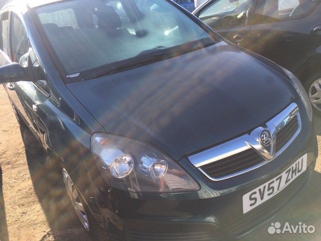 Разбор на запчасти Opel Zafira B 2005-2012