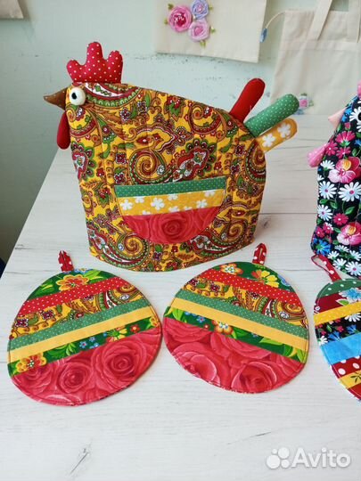 Кухонный набор грелка на чайник+прихватки