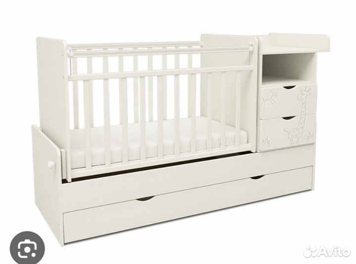 Продам детскую кровать б/у