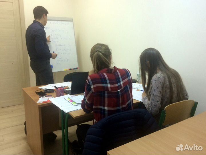 Преподаватель математики и информатики 8-11 кл