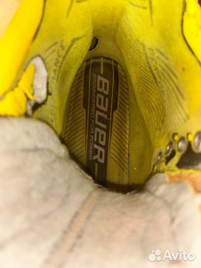 Коньки хоккейные