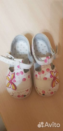 Сандали для девочки