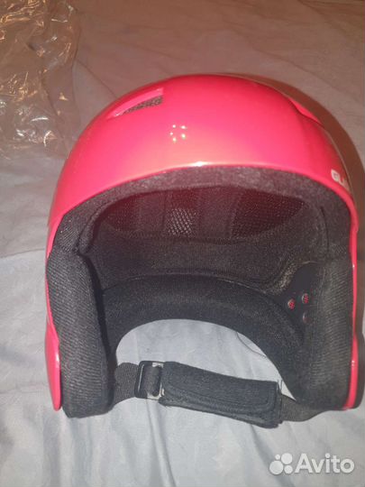 Горнолыжный шлем