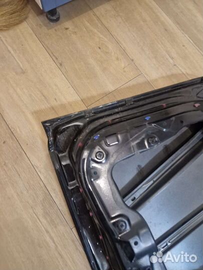 Задняя левая дверь мазда 3 бк хетчбек