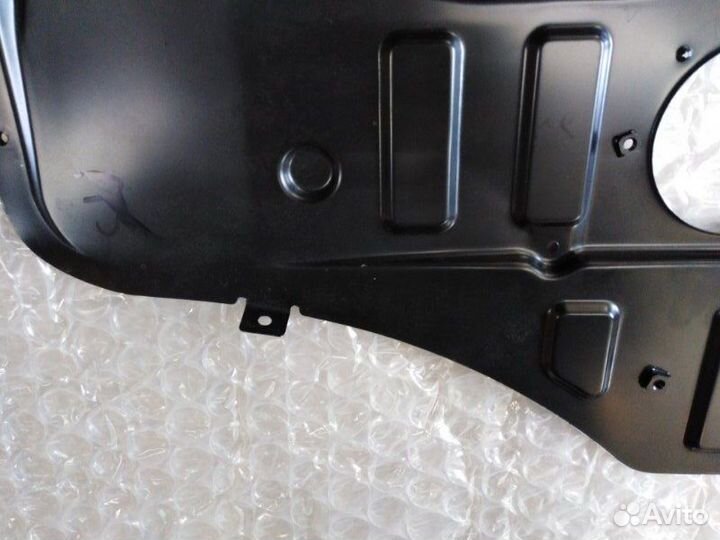 Панель кузова передний правый Suzuki Jimny