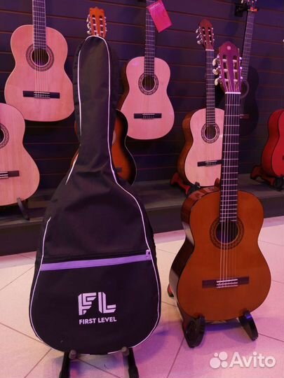 Чехол на гитару