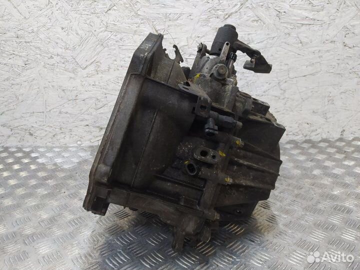 Б/У Б/У кпп механическая (МКПП) 6-ступенчатая Из