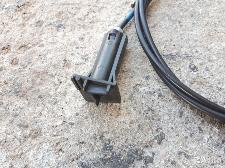 Трос лючка бензобака Hyundai i30 FD