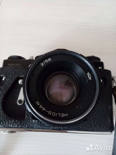 Пленочный фотоаппарат зенит