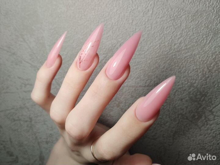 Профессиональный маникюр / педикюр