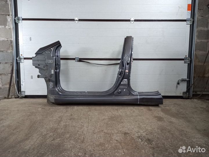 Порог левый Hyundai Solaris I рестайлинг (2014—201