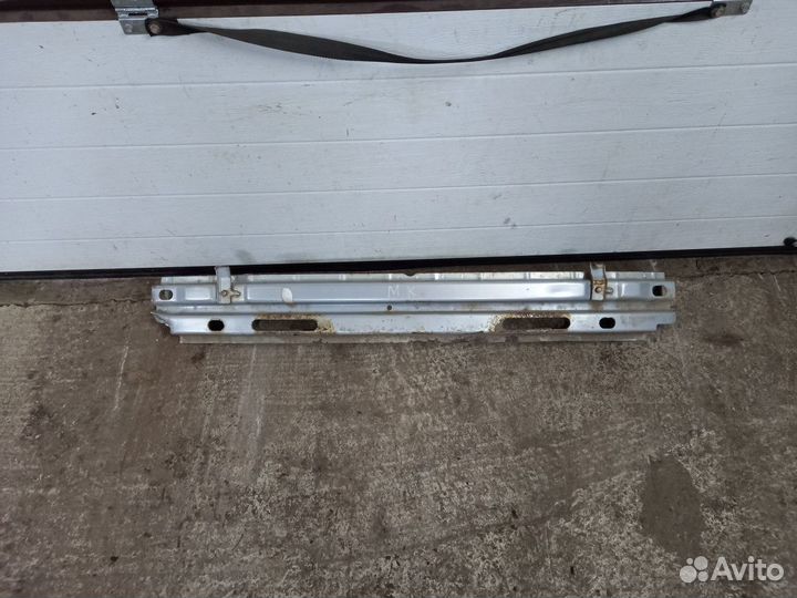 Усилитель переднего бампера Geely MK I (2006—2013)