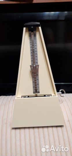 Продам метроном.Механический.Германия,б/у