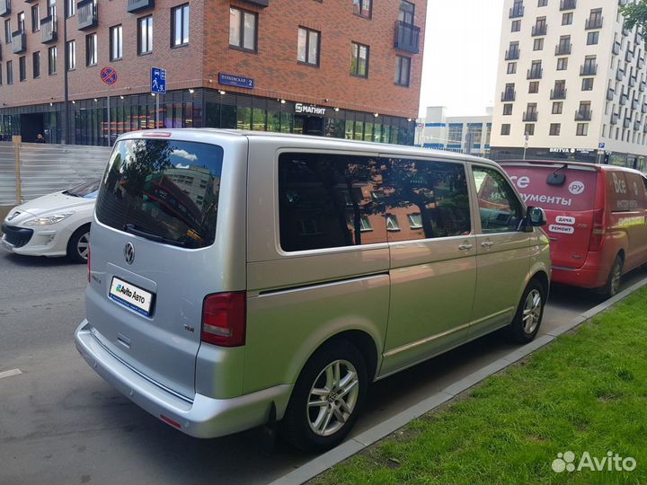 Volkswagen Multivan 2.0 AMT, 2010, 205 700 км