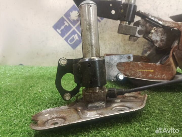 Педаль тормоза Nissan Murano кроссовер 3.5 VQ35