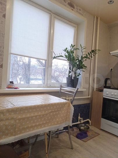 4-к. квартира, 59 м², 2/5 эт.