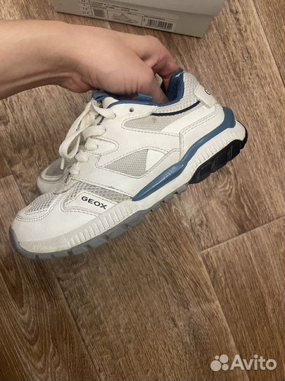 Кроссовки geox