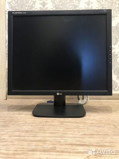 Монитор LG