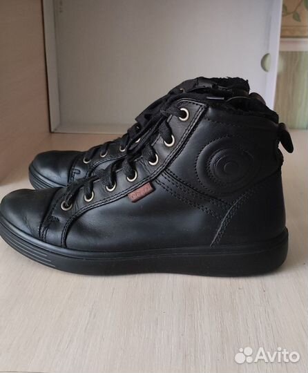 Ботинки ecco кожаные р. 37 для мальчика