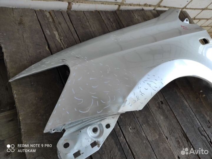 Крыло левое Volkswagen Polo sedan